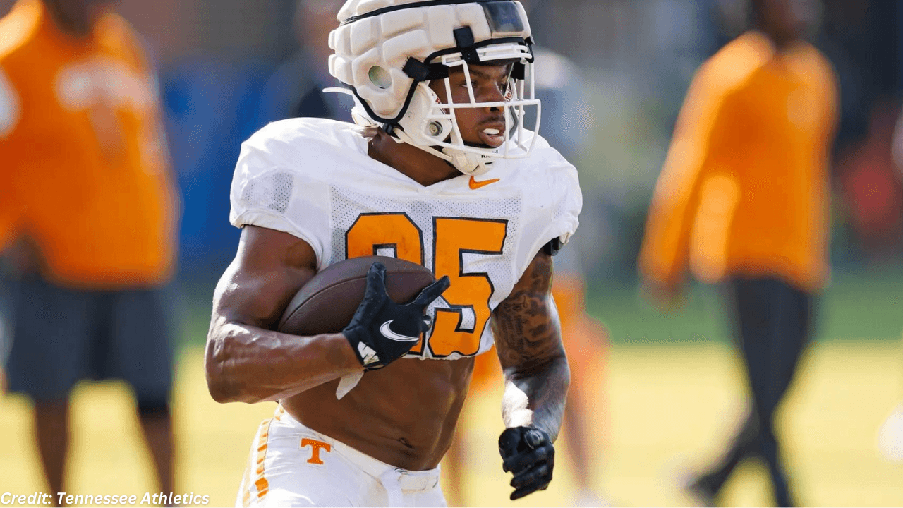 Vols Coaches Love What They See From 'Throwback' Running Back - Tennessee